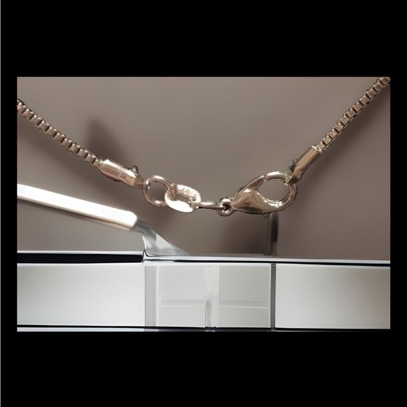 RARE Basketball Fans 🏀 S925 Silver Basketball & Hoop Pendant Unisex Necklace - Picture 8 of 8